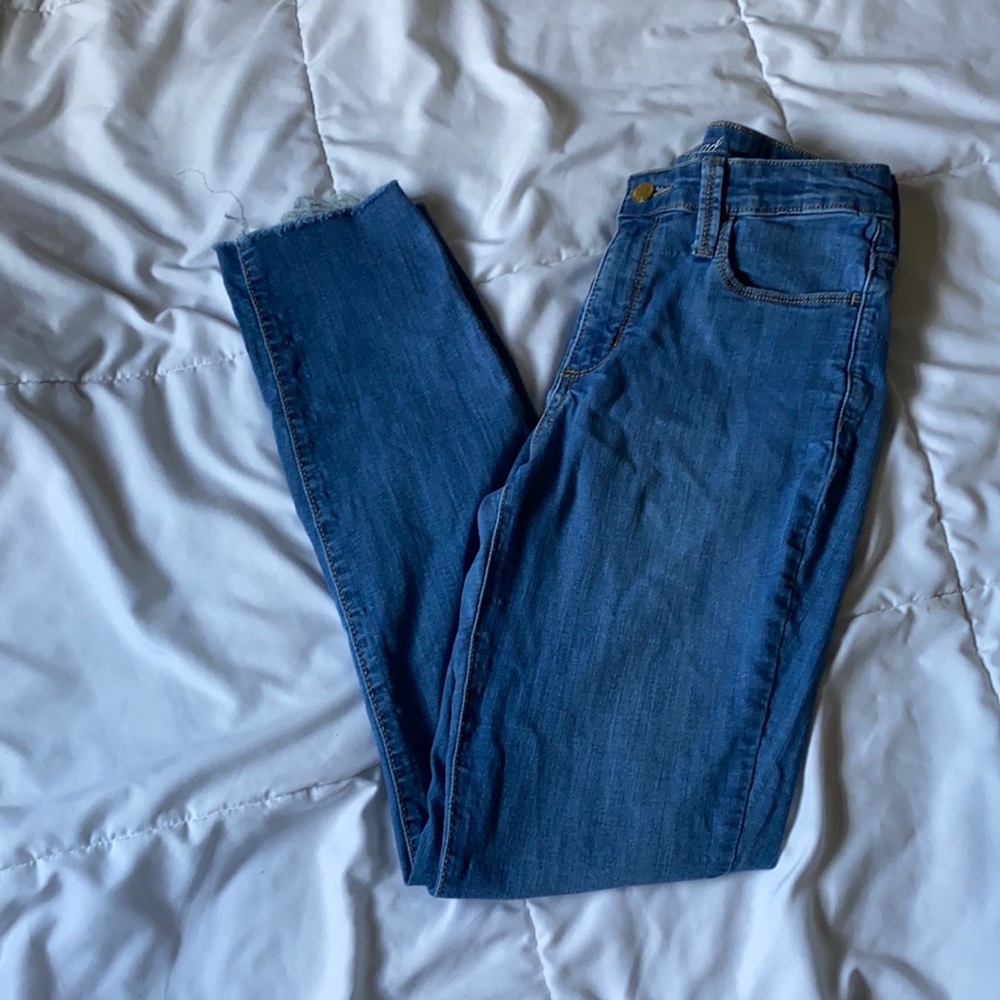 Size 6 universal thread jeans